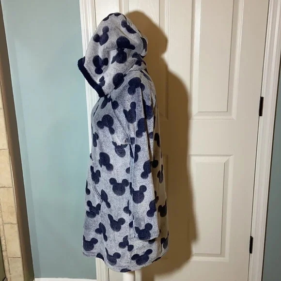 Nwt Disney Mickey Mouse Fleece Lounge Hoodie - Picture 10 of 14